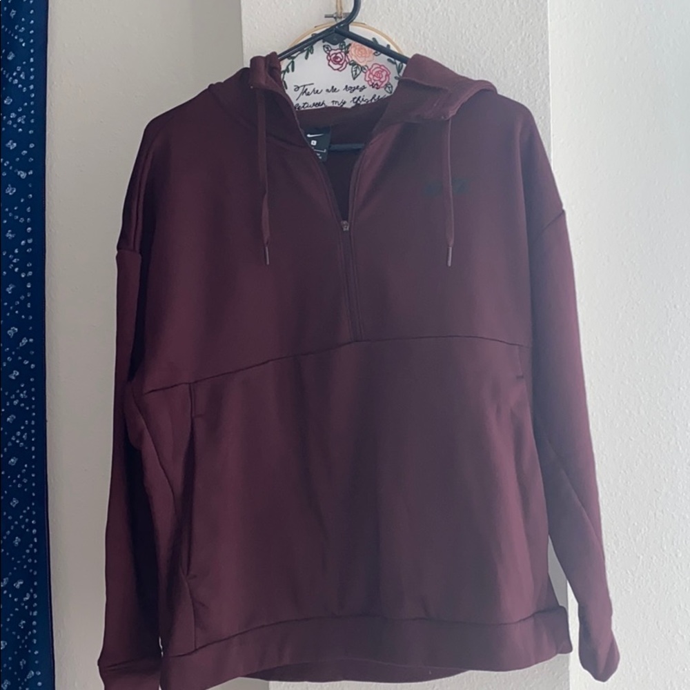 Nike half-zip